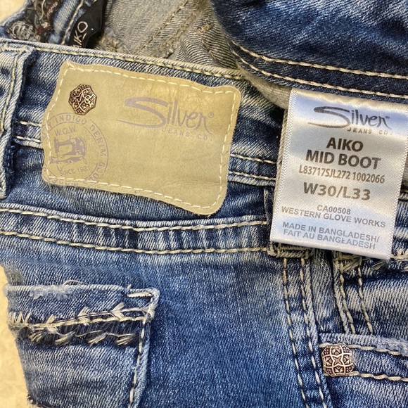 Silver Tab Jean’s!! Aiko, mid boot style !! Size W30 L33 - Picture 5 of 13